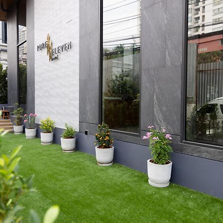 Pure Eleven Hotel Bangkok Makkaszan Kültér fotó