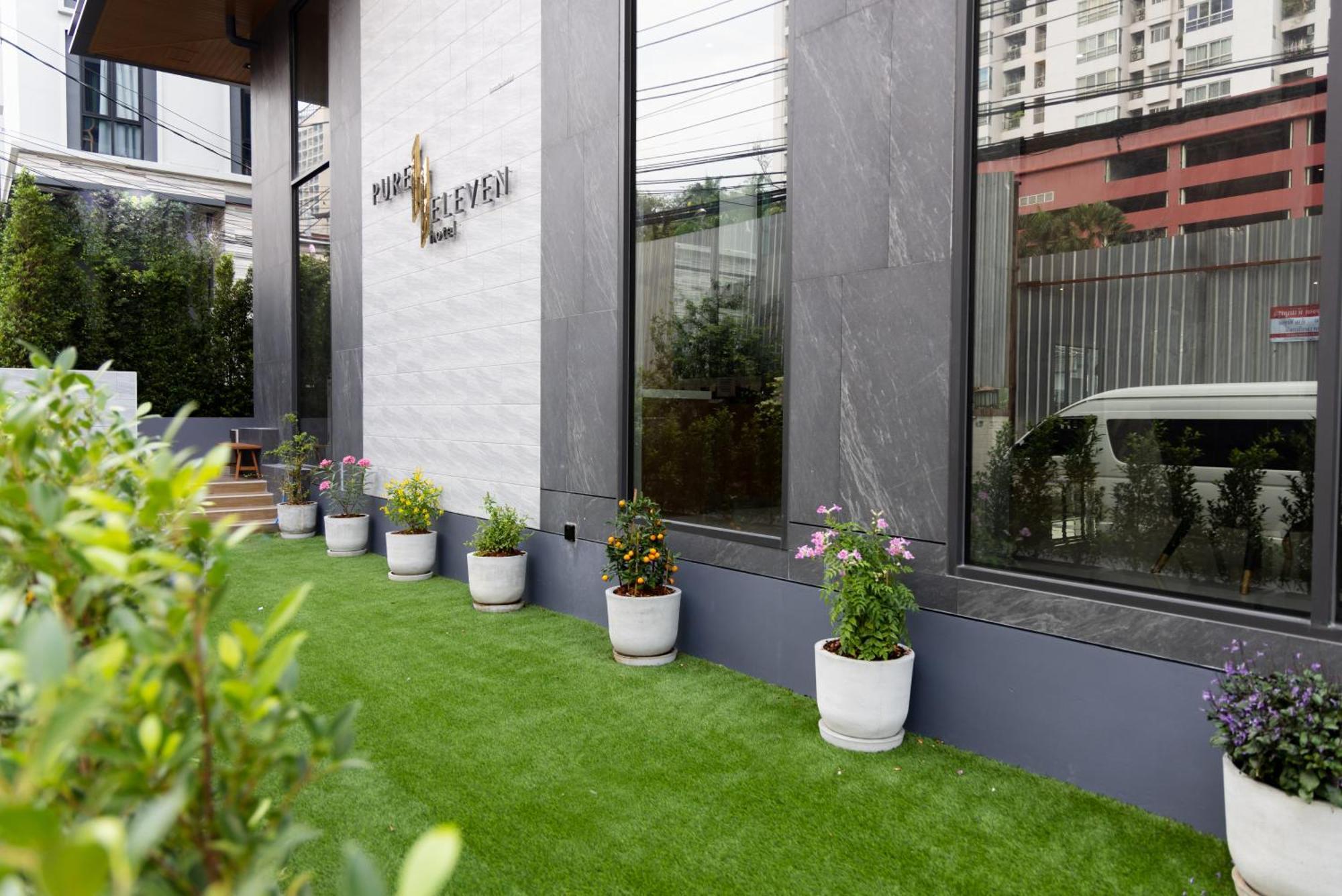 Pure Eleven Hotel Bangkok Makkaszan Kültér fotó