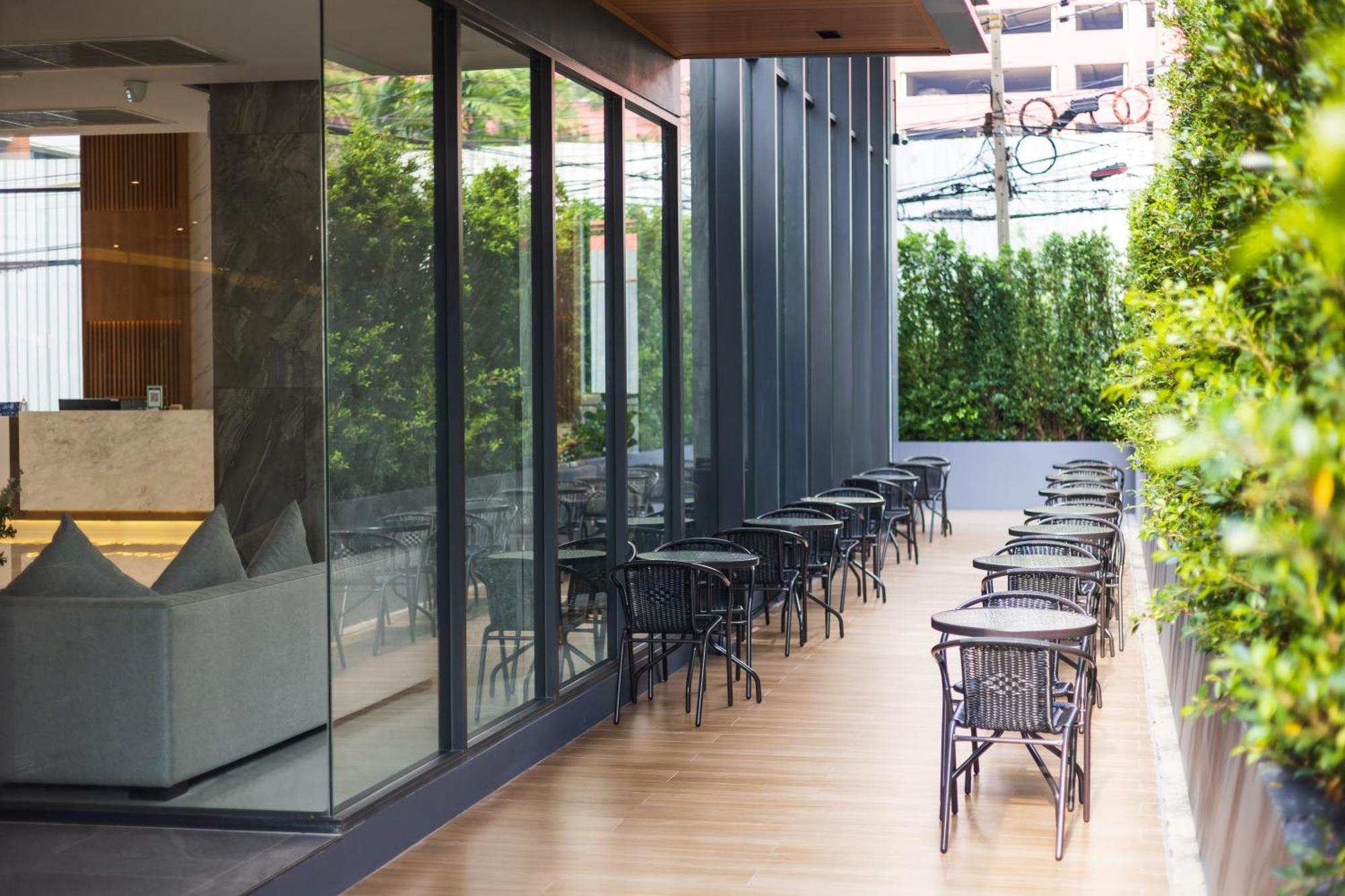 Pure Eleven Hotel Bangkok Makkaszan Kültér fotó