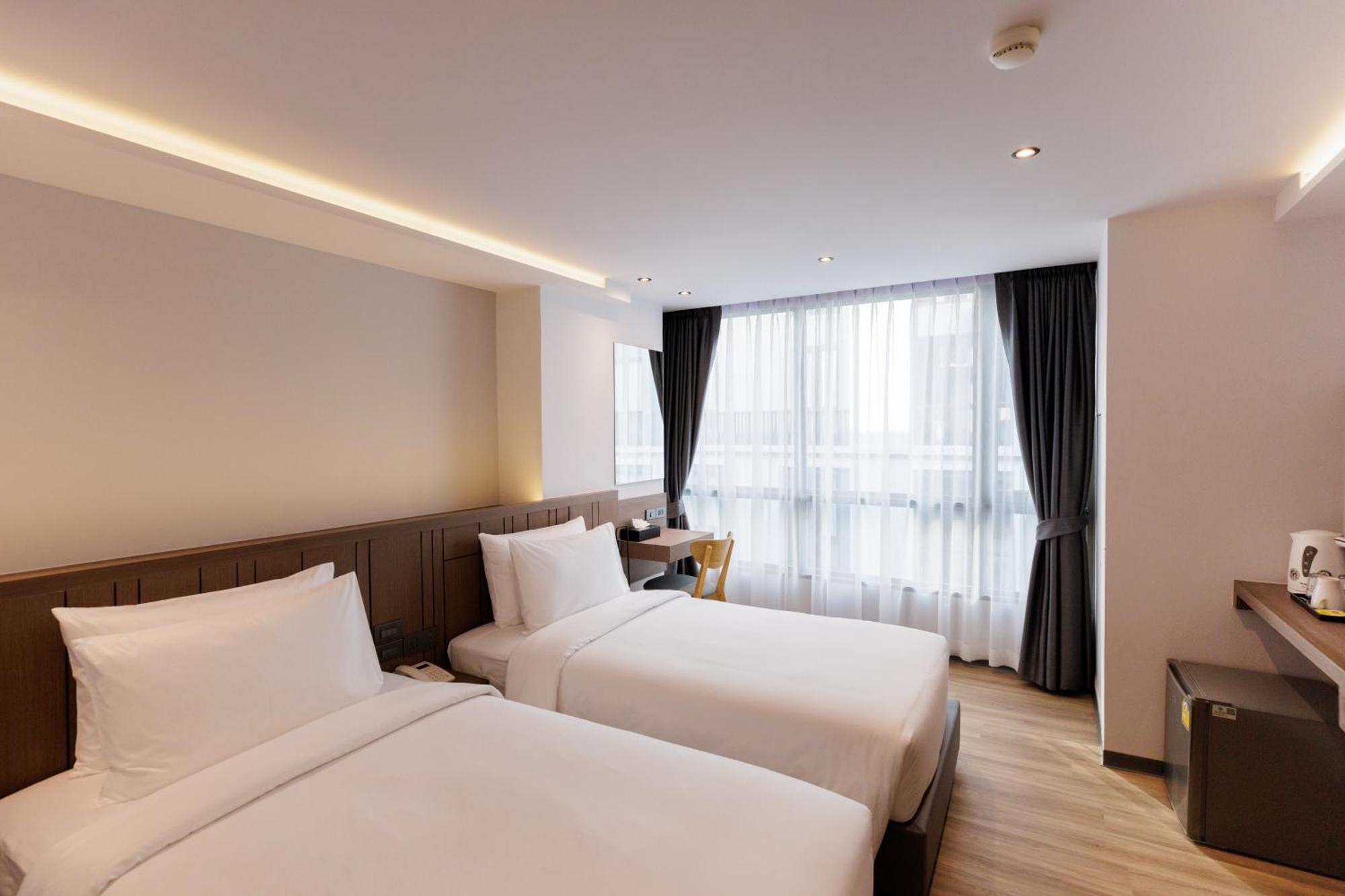Pure Eleven Hotel Bangkok Makkaszan Kültér fotó